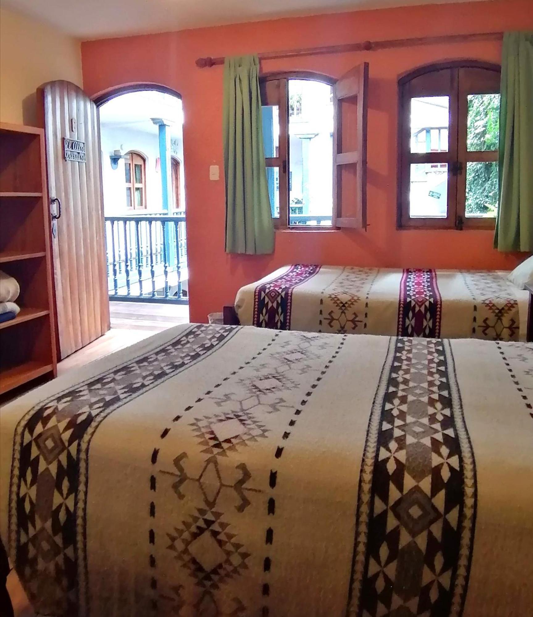 Hotel Dona Esther Otavalo Exterior photo