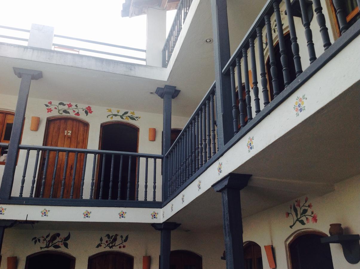 Hotel Dona Esther Otavalo Exterior photo
